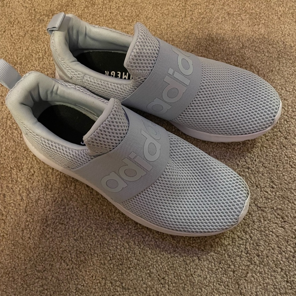 Women’s Adidas, Size 7